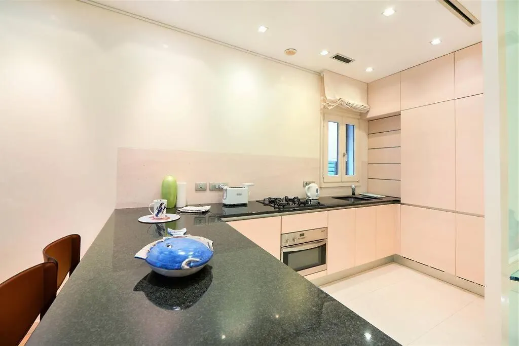 ונציה Ca' Santa Eufemia, Cozy And Classy, Sleep 4